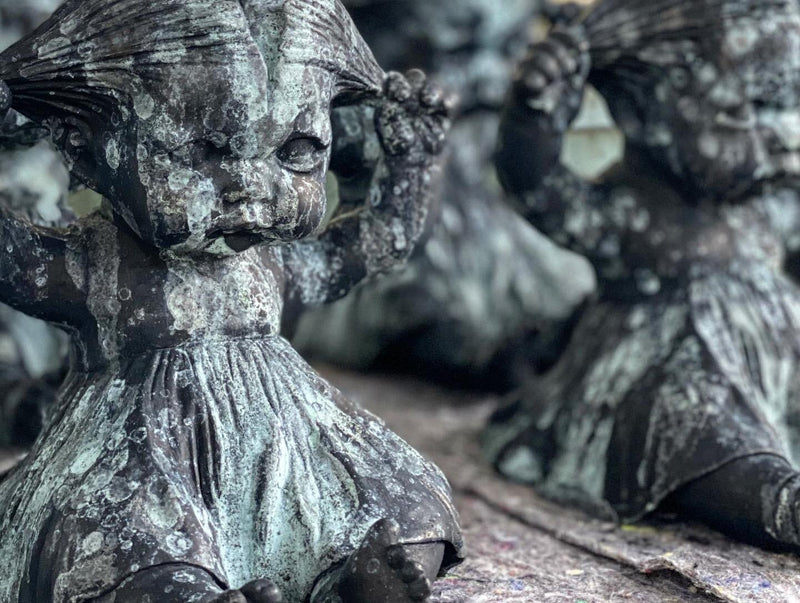 Head Space - Bronze Sculpture by Maria Rubinke