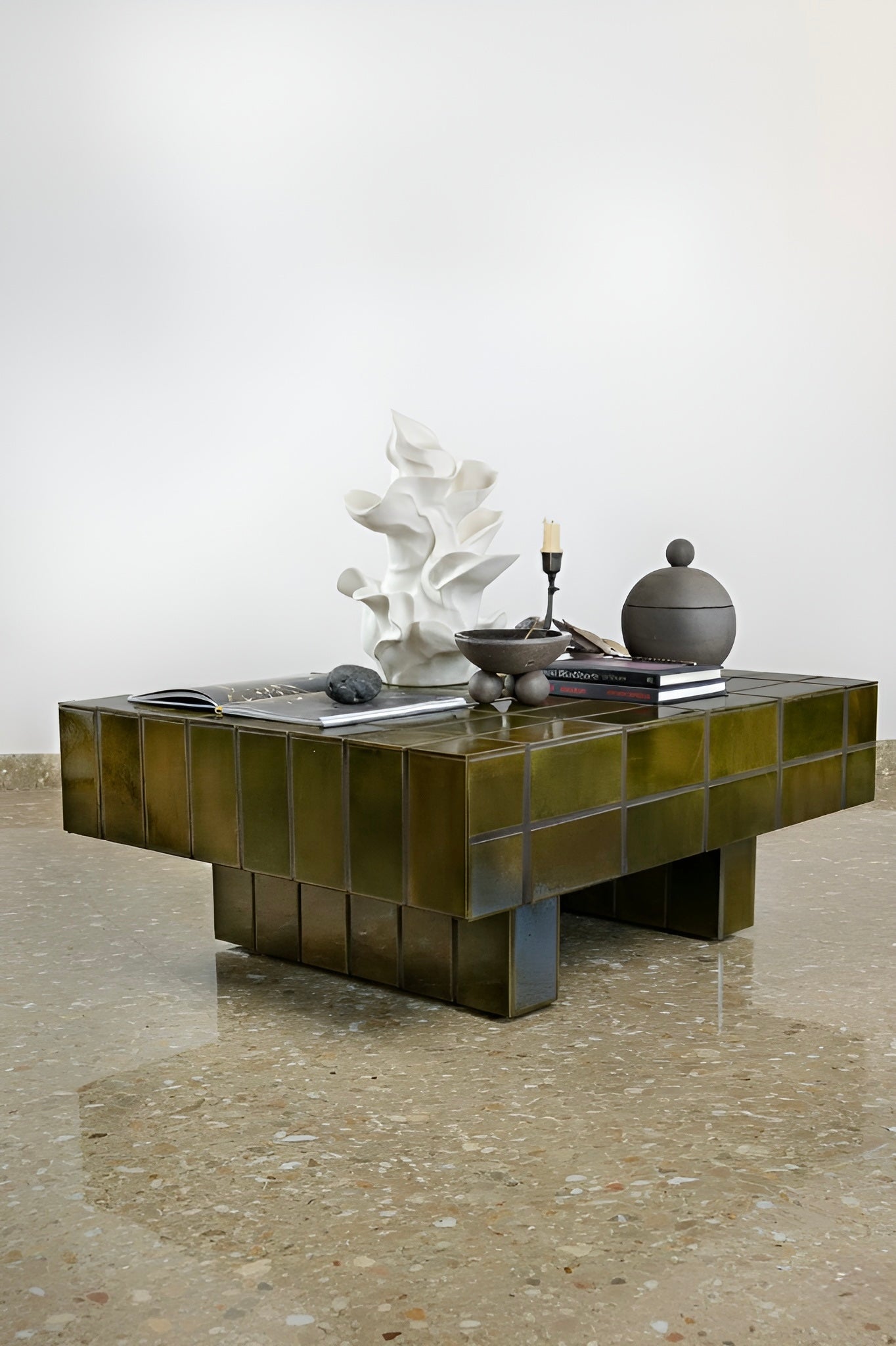 Cappuccino - Marble Sculpture by Andrés Reisinger